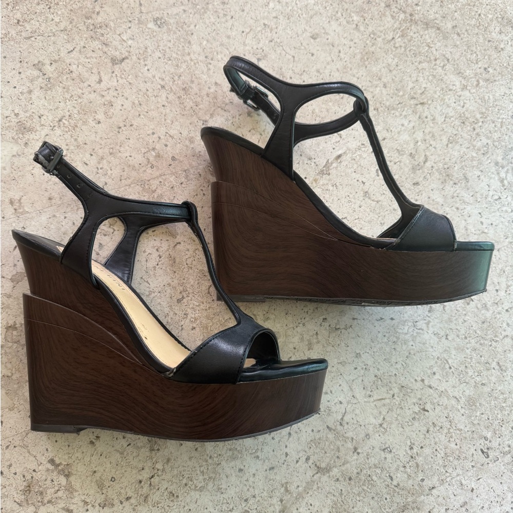 Gianni Bini Black Wedge Sandals